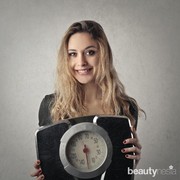 Timbangan Digital dan Analog Lebih Akurat Mana? Simak 3 Faktanya!