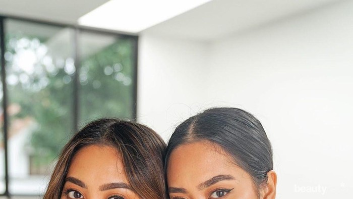 5 Influencer Ini Punya Kembaran, Seru!