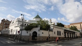Masjid di Paris yang Selamatkan Yahudi dari Kejamnya Nazi