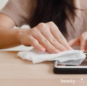 Jangan Asal, Ini Cara Bersihkan Handphone yang Benar untuk Cegah Virus Corona