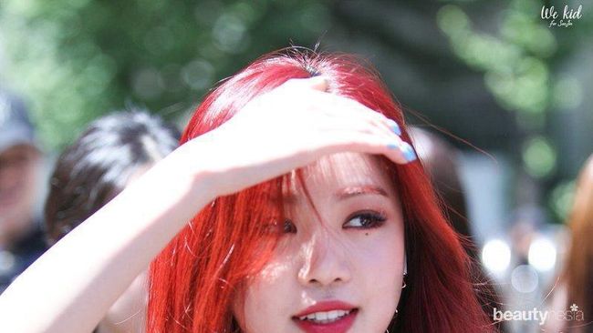 5 Idol  K Pop  Wanita  yang Tampil Menawan dengan Rambut  Merah