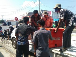 Pengusaha Bengkulu Sumbang 150 Kg Ikan untuk Dibagi ke Ratusan Ustaz