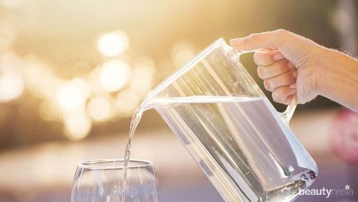 Pahami Cara Mencegah Dehidrasi, Jaga Asupan Cairan Tubuh Selama Puasa!