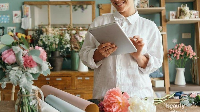 Tak Hanya Melulu Soal Uang, Ini 4 Keuntungan dari Bekerja Sampingan