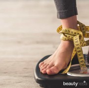 Berat Badan Stuck Saat Diet? Berikut 4 Cara Mengatasinya!