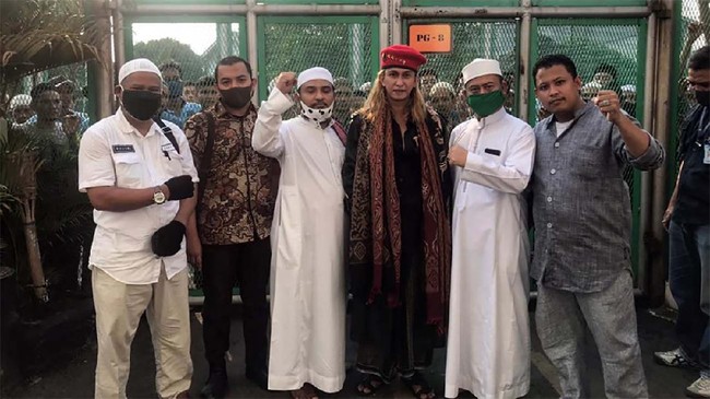 Pengacara Bahar Smith mengklaim kasus dugaan penganiayaan itu sudah diselesaikan secara internal oleh Kepala Lapas Gunung Sindur dan pihak Ryan.