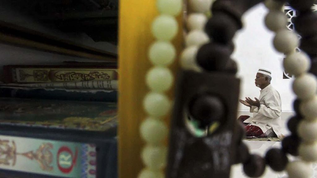 Cara Itikaf di Bulan Ramadhan, Rukun, dan Bacaan Niatnya