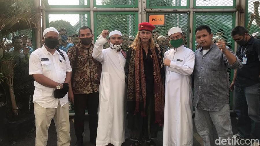 Habib bahar smith bebas