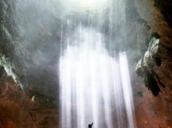 Keindahan Yang Tersembunyi di Gua Jomblang