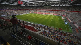 16 September, Siaran Langsung Pertama Laga Sepak Bola
