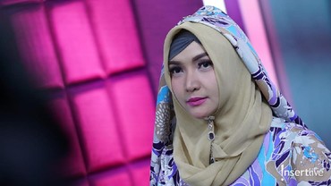 Bahas Hijrah, Roro Fitria Menangis Teringat Almarhumah Sang Ibu