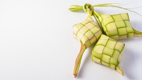 Sekilas Tradisi Makan Ketupat Lebaran Sejak Abad ke-15