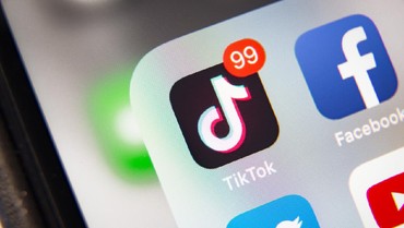 img-title Viral, Pelajar SD Ditembak 4 Peluru Panas Saat Main TikTok