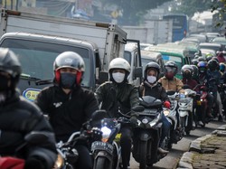 Ganjil Genap Motor Tuai Kritikan, Kesiapan Transportasi Umum Dipertanyakan