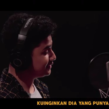 Lagu 'Bidadari Surga' Simpan Kenangan Umi Pipik dan Almarhum Uje