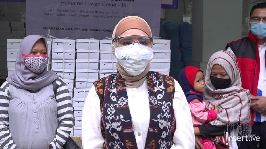 Ibu Tri Tito Karnavian
