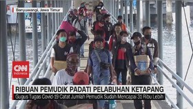 VIDEO: Ribuan Pemudik Padati Pelabuhan Ketapang