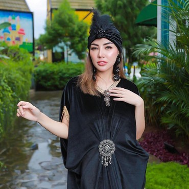 Belajar Pakai Hijab, Bella Shofie Minta Diberi Dukungan