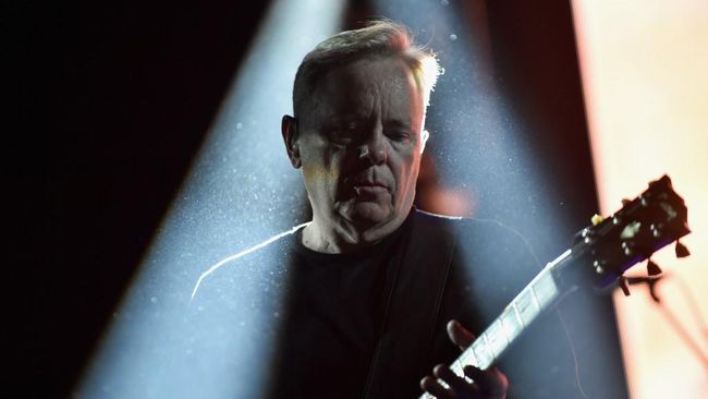 New Order akan merilis ulang album kedua mereka, Power, Corruption & Lies, dengan paket boks khusus pada 2 Oktober mendatang.