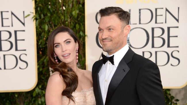 Megan Fox kembali menggugat cerai suaminya, Brian Austin Green, setelah sempat berdamai beberapa waktu lalu.