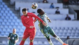 FOTO: Liga Estonia Ikuti Langkah Bundesliga