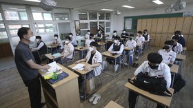 Studi CDC: Guru Berperan dalam Penyebaran Covid di Sekolah