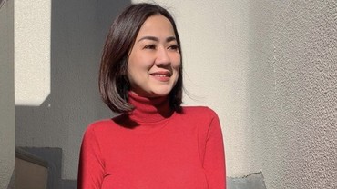 img-title Makin Terkenal, Tante Ernie Dapat Ratusan DM Dalam Sehari
