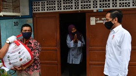 Jokowi Hapus Ditjen Fakir Miskin dan Badan Penyuluhan Kemensos