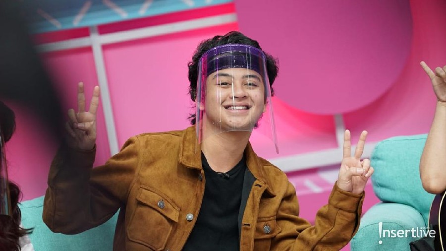 Bastian Steel