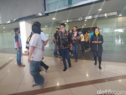 H-3 Lebaran, Bandara Juanda Mulai Ramai Penumpang