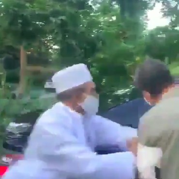 Viral Video Habib Umar Assegaf Ngamuk Karena Ditegur Petugas PSBB