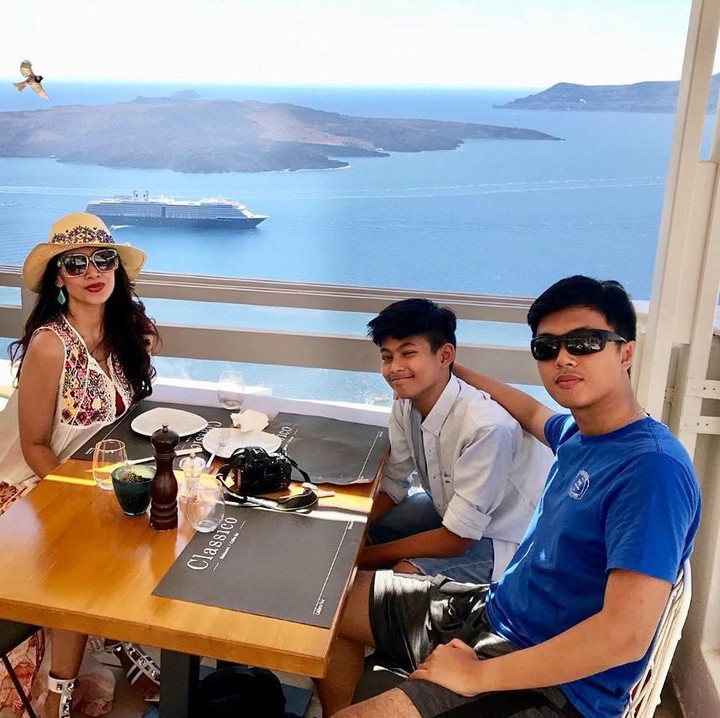 <p>Dari beberapa postingan di media sosialnya, Diah tampak sering menghabiskan waktu bersama kedua putranya. (Foto: Instagram @diahpermatasari_d_p_s)</p>