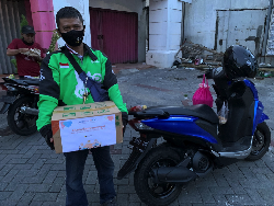 Dari Bekasi Hingga Surabaya, 5 Mitra #AntarkanSemangat Bagikan Donasi