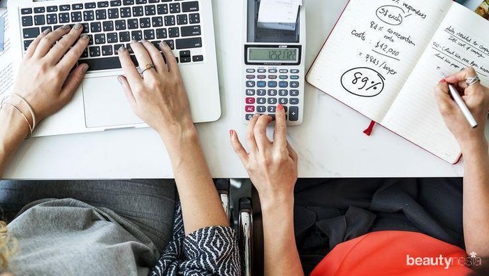 Alami Krisis Keuangan? Jangan Panik, Atasi dengan Tips Ini