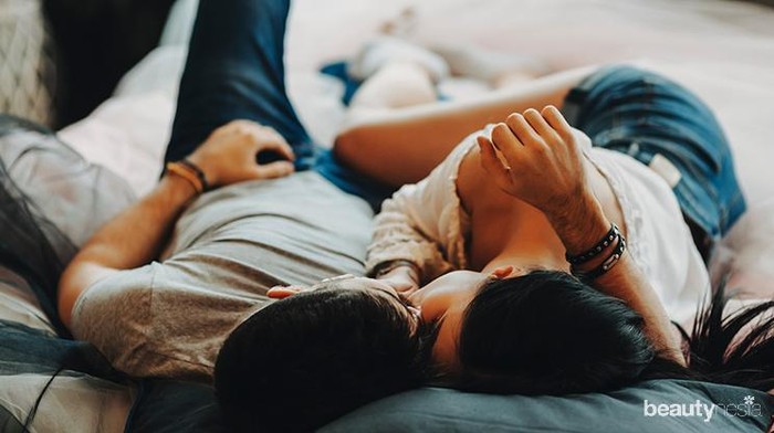 Berhubungan Seks Saat Bulan Puasa? Perhatikan Tipsnya!