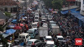 Respons Polisi Soal Viral Lautan Manusia di Pasar Kebayoran