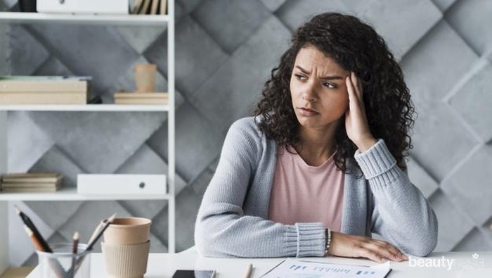 5 Tanda Kamu Gak Bahagia dengan Pekerjaanmu