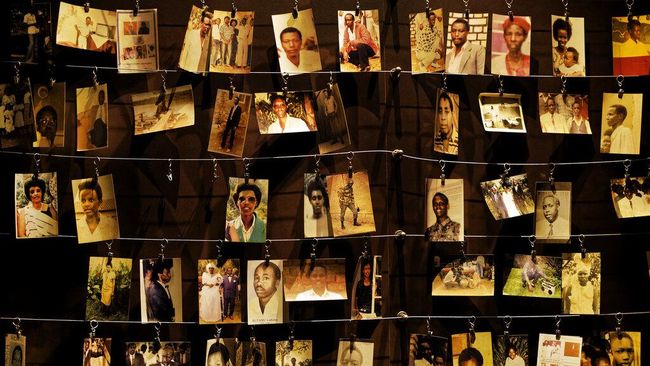 Korban Genosida Rwanda FILE - In this Friday, April 5, 2019 file photo, family photographs of some of those who died hang on display in an exhibition at the Kigali Genocide Memorial centre in the capital Kigali, Rwanda. Felicien Kabuga, one of the most wanted fugitives in Rwanda's 1994 genocide who had a $5 million bounty on his head, has been arrested in Paris, authorities said Saturday, May 16, 2020. (AP Photo/Ben Curtis, File)