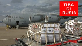 VIDEO : Pesawat Militer Amerika Antar Ventilator Ke Rusia