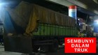 VIDEO: Pemudik Bermotor Sembunyi Dalam Truk