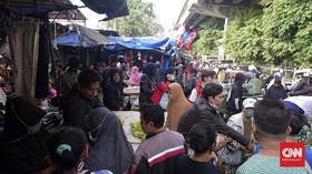 Jelang Lebaran, Pasar di Bandung Padat Pengunjung