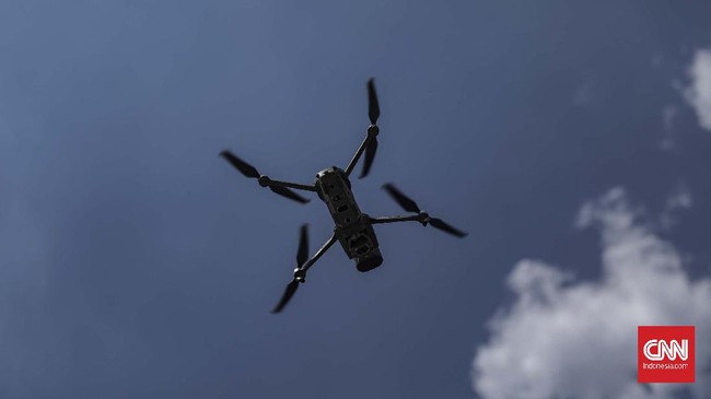 Menurut Menteri Perhubungan Budi Karya Sumadi drone dapat berpotensi disalahgunakan untuk tujuan yang tidak baik.
