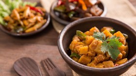 Resep Kentang Balado Telur Puyuh, Nikmat buat Lebaran