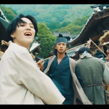 Berantem di MV 'Daechwita', Jin & Jungkook BTS Bikin ARMY Ngakak