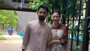 img-title Tak Pulang ke Padang, Whulandary Herman Rayakan Lebaran di Malaysia
