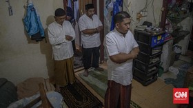Satgas Tegaskan Warga Zona Merah Salat Id di Rumah