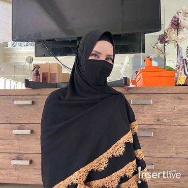 Lebaran di Tengah Pandemi, Angel Lelga Rindu Salat Ied di Masjid