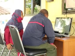 Lebaran di Tahanan, Pembesuk Rutan Polda Banten Gunakan Aplikasi Zoom