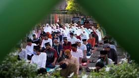Imam Salat Ied Positif Covid, Masjid di Jayapura Lockdown