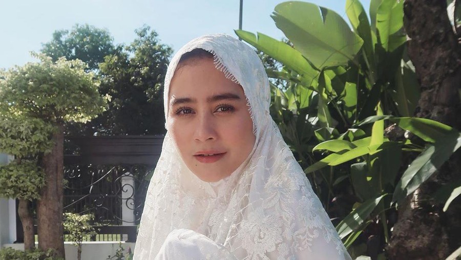 Prilly Latuconsina